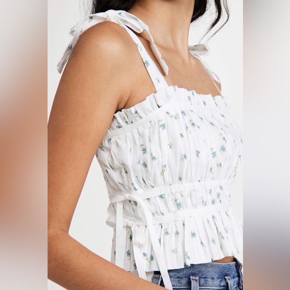 Playa Lucila Pleated Floral Top In White Floral medium - Picture 4 of 7